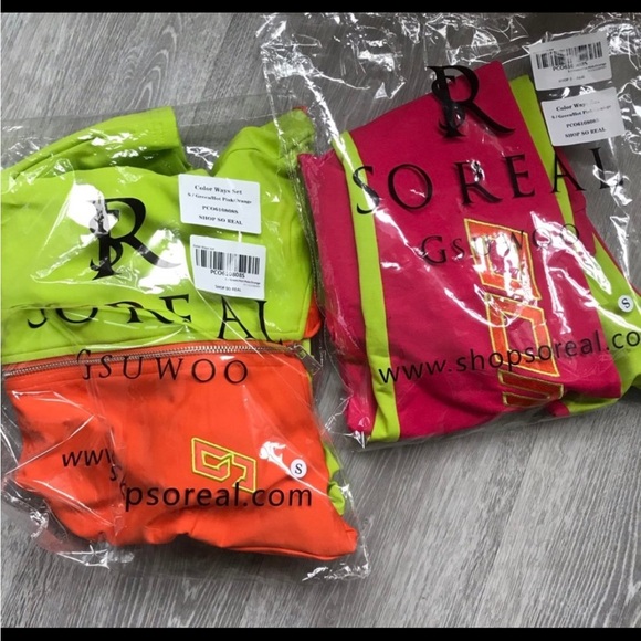 Gsuwoo Multicolor Tracksuit Set - Picture 3 of 3